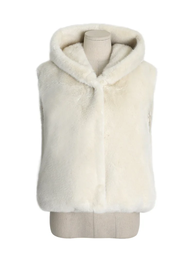 Luxury Lady Faux Fur Vest Thin Light Warm Korean Fashion Women Winter Fall Hooded Sleeveless Faux Fur Coat