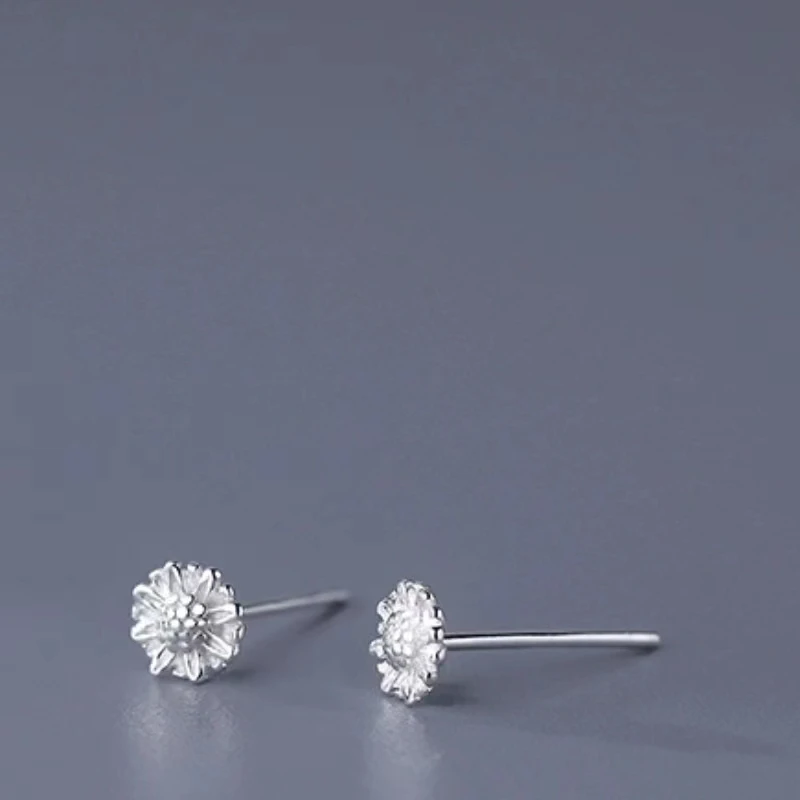 Mother's day S999 Sterling Silver tud Earrings Korean Mini Small Heart Jutterfly Stud Earrings for Women Ear Piercing Jewelry