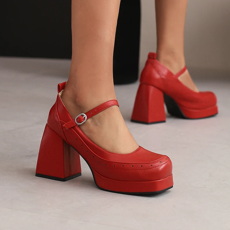 

2024 Spring New Buckle Strap Handmade Women High Heels Single Shoes Square Toe Platfrom Chunky Punk Mary Jane Shoes Brogue Pumps
