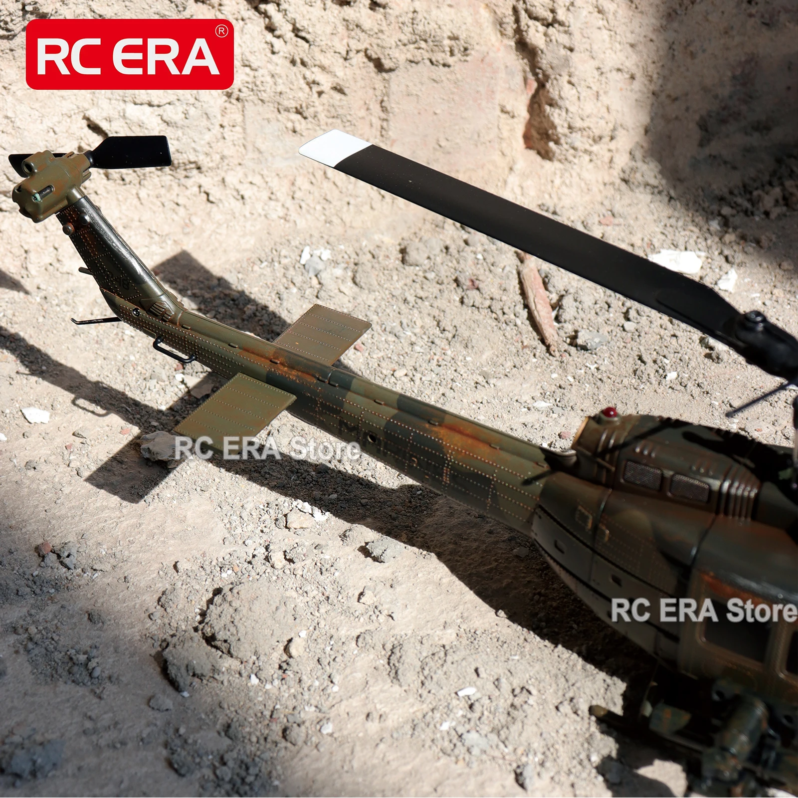 Hélicoptère RC C032 UH1 Huey – Version Camouflage Vieilli