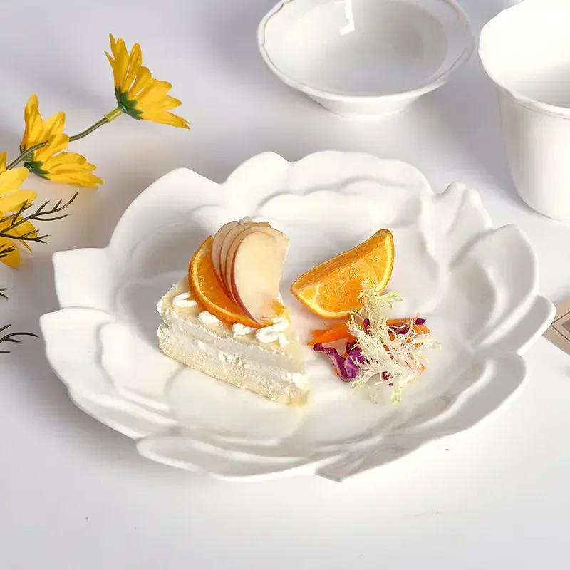 French Rose Flower Plate Ceramic Dessert Plate 8.5 Inch Dish Exquisite Tableware Western Dinner Dinnerware Plates