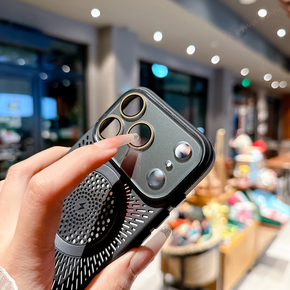 Luxurious Heat Dissipation Magnetic Phone Case with Wireless Charging Compatibility