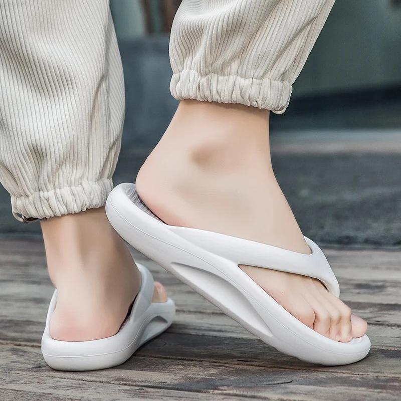 Fashion Green Flip Flops Men Women Summer Slippers Beach Platform Slippers Men Casual House Shoes Comfortable Unisex Flip Flops