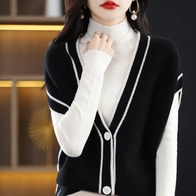 세련되고 편안한 가을을 위한 필수 아이템: 여성 브이넥 배색 니트 카디건