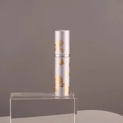 Elegant 10ml Refillable Glass Perfume Bottle with Metal Atomizer (Silver)