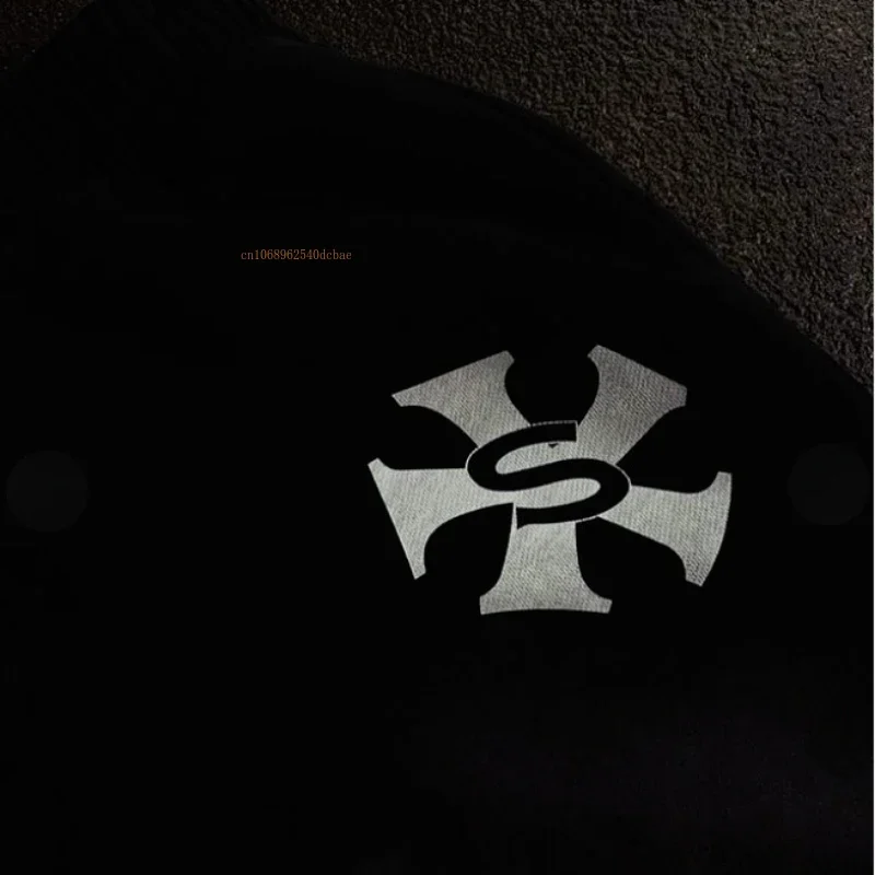 Рисунок 3 - Уличные брюки с широкими штанинами для мужчин и женщин