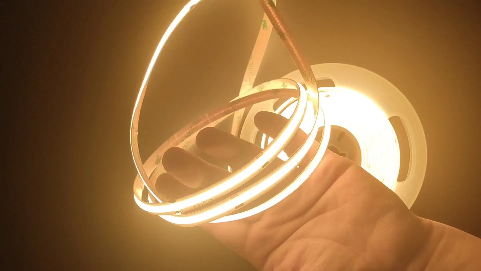 Светодиодная лента COB с высоким люменом яркость вашего рабочего пространства