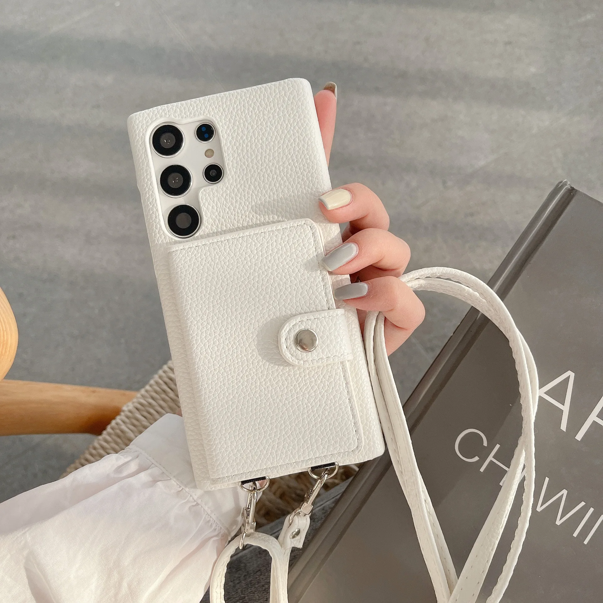 Versatile Crossbody Phone Case & Wallet Card Holder Cover in Stylish Design