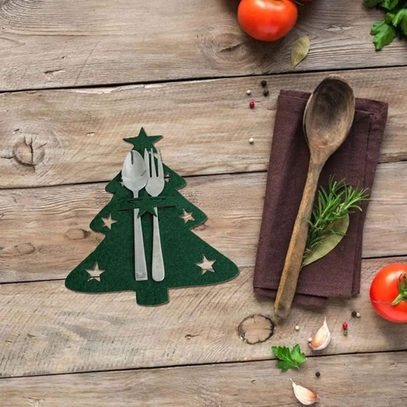 Cookware Organizer Table Decor Knife and Fork Holder Cutlery Bag 4PCS Christmas Elk Xmas Tree Pocket Non-woven fabric