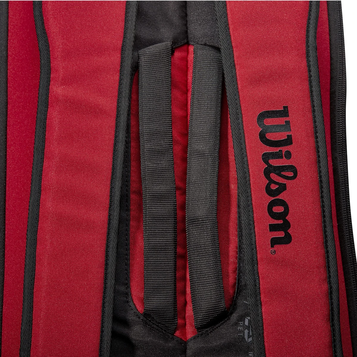 Wilson Embossed Logo Clash V2 Super Tour Tennis Bag For 6 Rackets PET Shell Racquet Backpack with Thermoguard Compartment Red