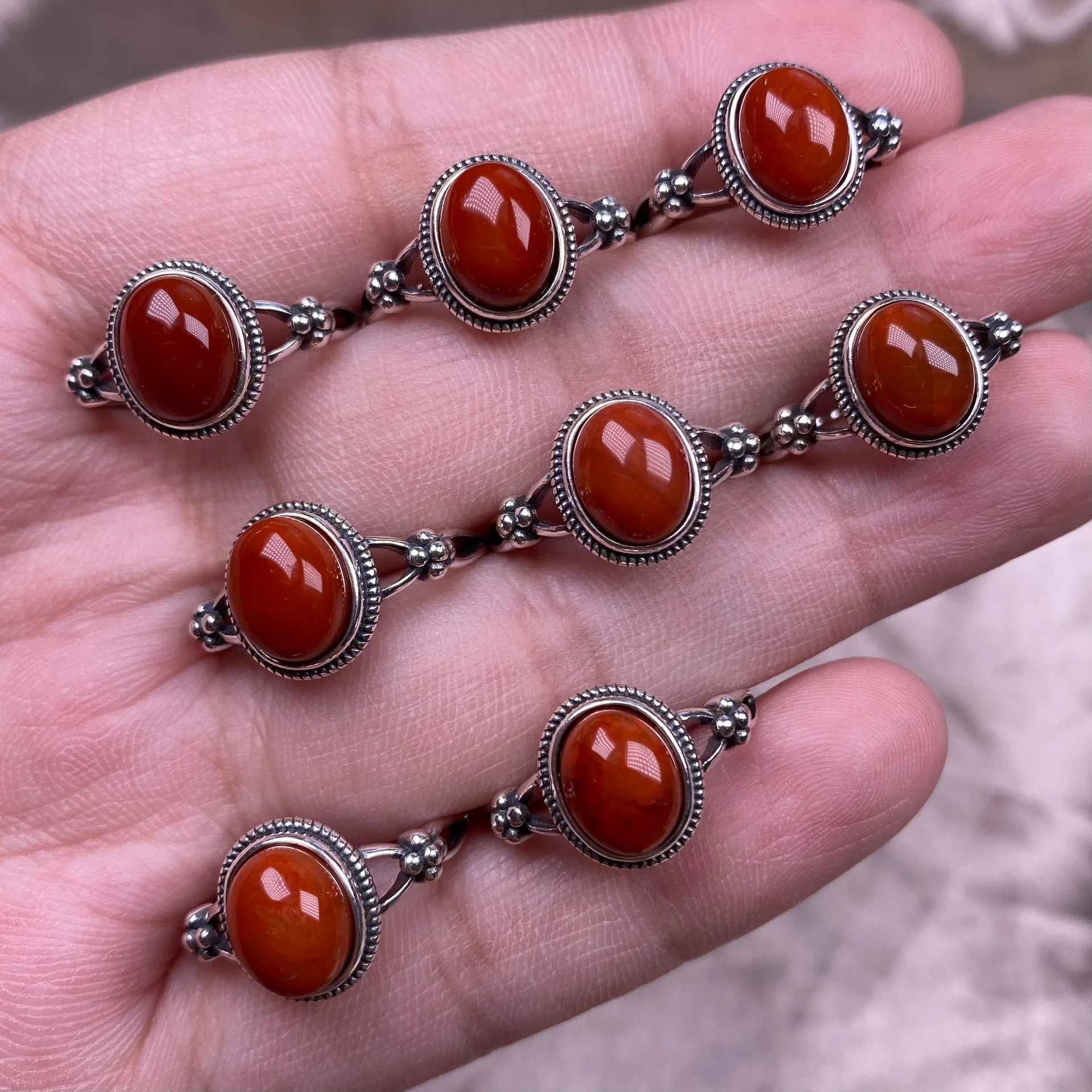 

HOYON Retro Ruby Women's Ring s925 Sterling Silver Jewelry Simple and Exquisite Nepalese Women's Wedding Accessories Gift