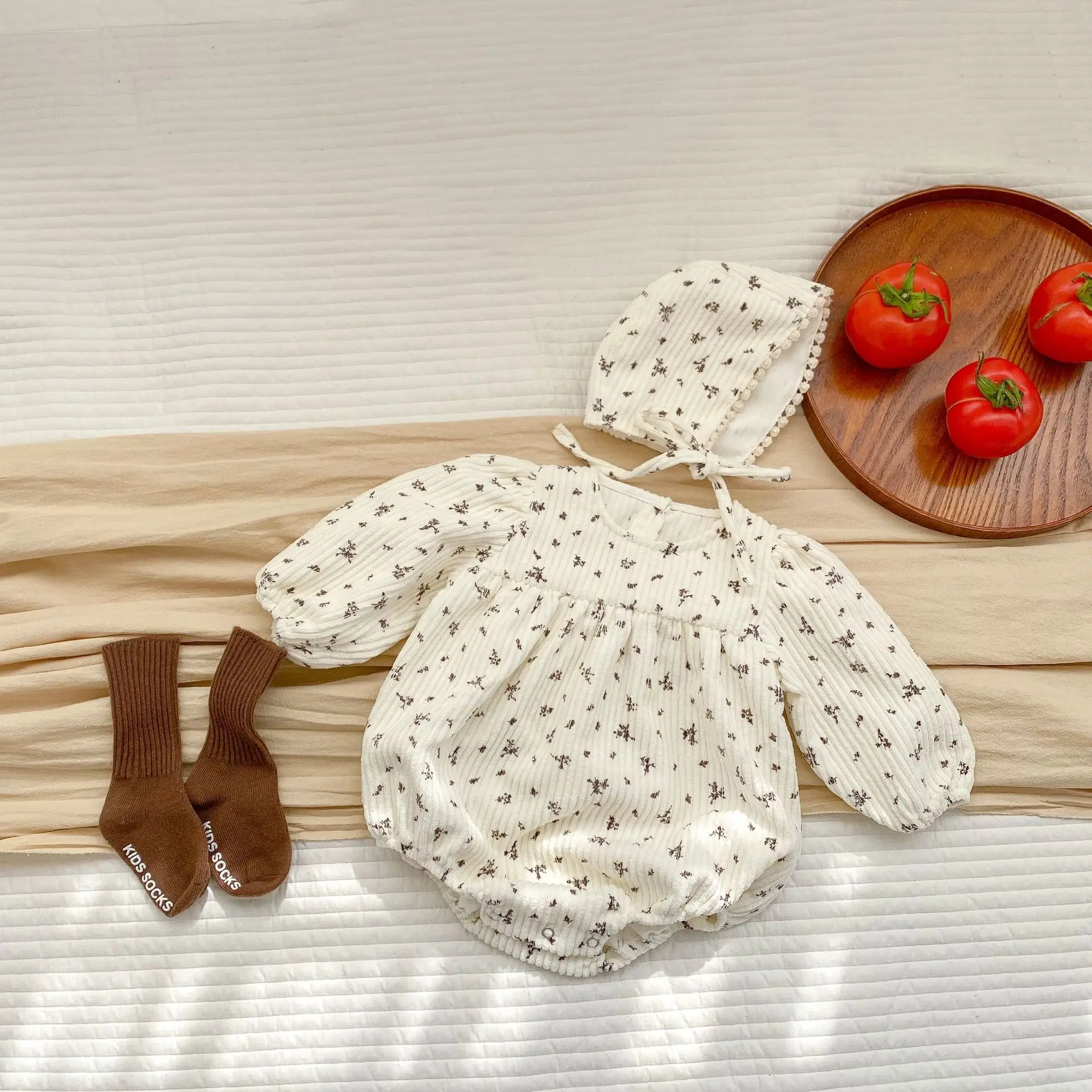 spring clothes all-cotton corduroy bubble long-sleeved romper jumpsuit for babies and infants jumper romper