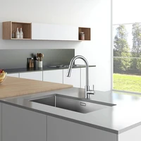 ก๊อกน้ำห้องครัวสีดำแบบยืดหยุ่น หัวฉีดแบบดึงออกได้ 2 โหมด น้ำร้อนน้ำเย็น ก๊อกผสมติดตั้งบนเคาน์เตอร์ หัวฉีดแบบสเปรย์และแบบสายฉีด วัสดุ SUS 304 3