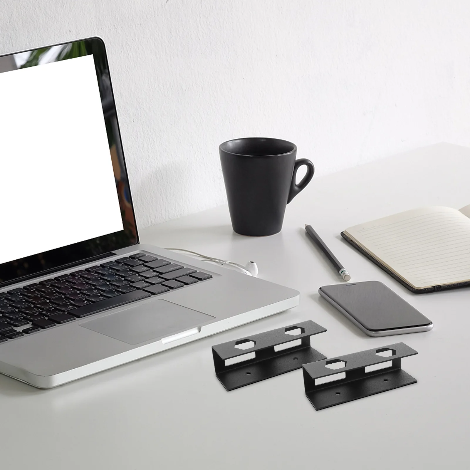 ��� ����ũ ��Ʈ�� �ݼ� Ʈ���� ��ġ�� ������ �ʴ� ���� �귡Ŷ, Ű���� ���ĵ� �º����� ���� ����Ʈ, ������