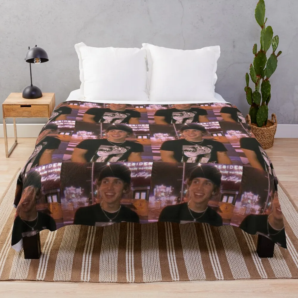 

vin hacker :) Throw Blanket Soft Big Blanket Nap Blanket