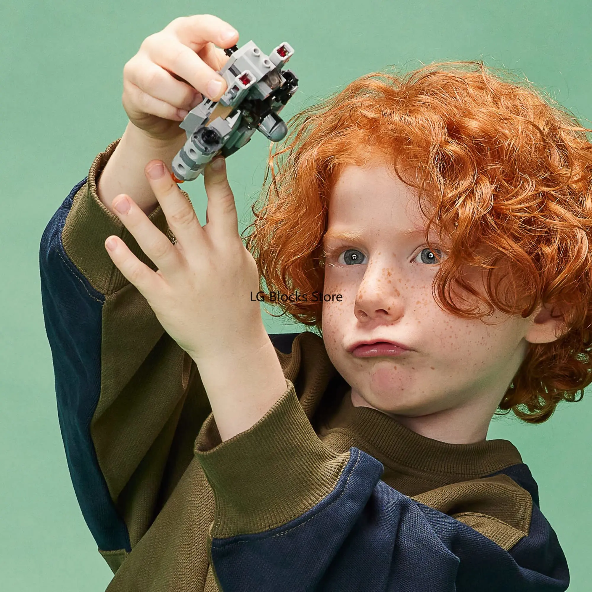 LEGO Star Wars The Razor Crest Microfighter 75321 Toy Building Kit