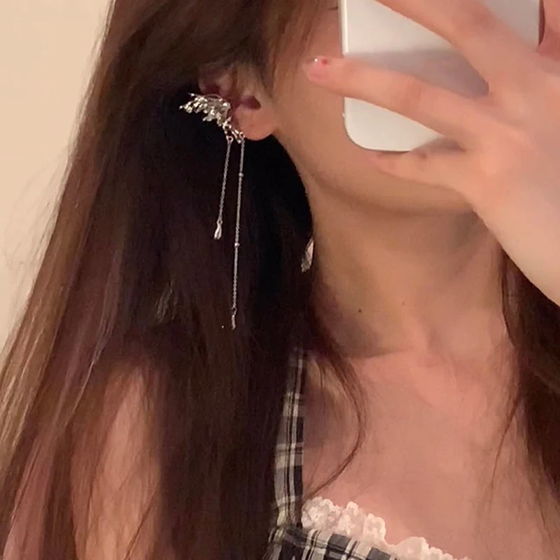 Y2K Fairy Butterfly Tassel Ear Clips Angel Ear Bone Clip Earring Elf Female No Hole Cuff Hanging Earring Fashion Jewelry ear clip earrings clip earrings ear clip ear accessories