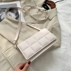 Designer Women's Small PU Leather Shoulder Bag - Trendy Classic Handbag (White)