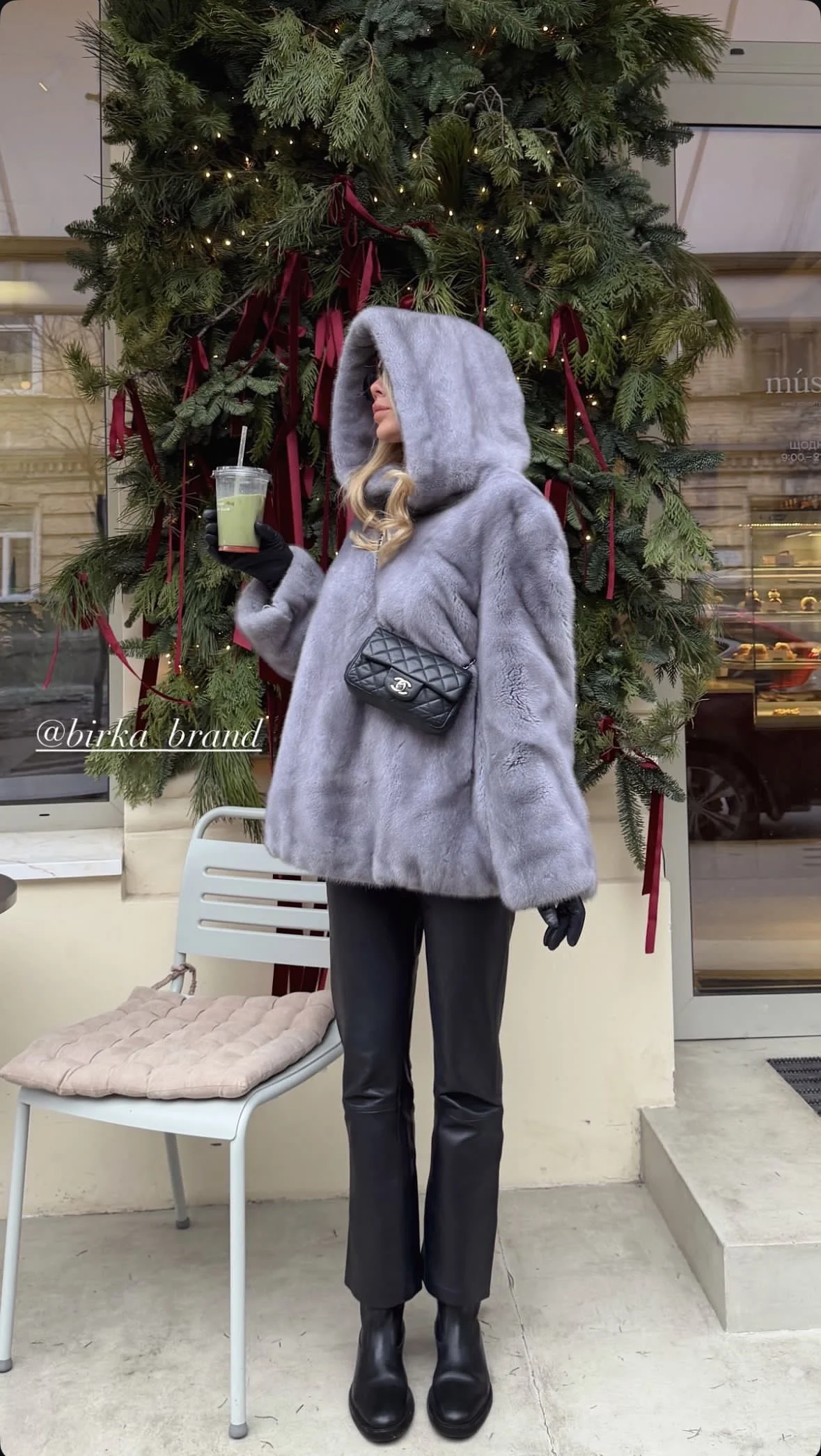 Women's Fluffy Faux Fur Hoodie Oversized Pullover Thick Warm Winter Sweatshirt Cozy Chic Elegant Luxe Outerwear
