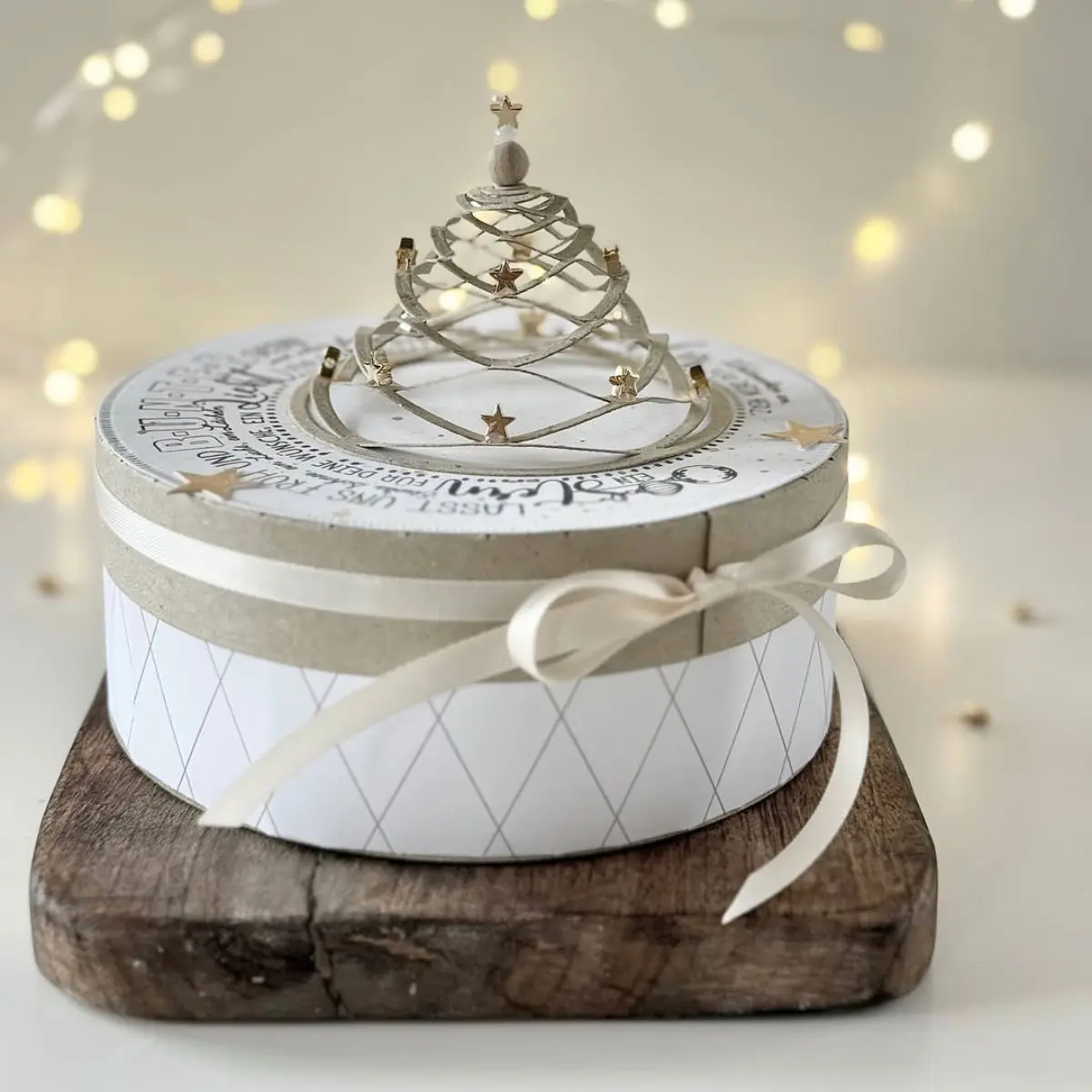 크리스마스 트리 장식 가벨박스 스타디움빌라 봉봉 라벨 커팅 다이즈 (2025년 신제품) 스크랩북킹 별 모양 접이식 카드 공예용