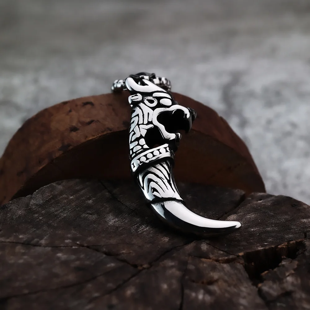 Personalized Wolf Tooth Fashion Men's Pendant Stainless Steel Jewelry