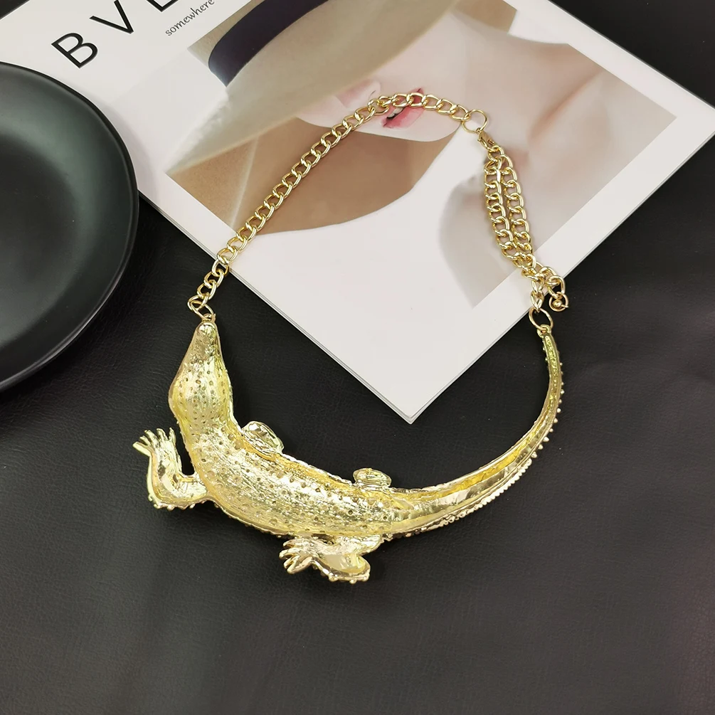 【25SS】RECTO CROCODILE EFFECT MINI POCKET NECKLACE RECTO - Official Website