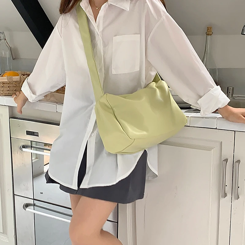 Large Capacity Pillow Design Bag Women New Commuter Tote Bag Single Shoulder Crossbody Bag