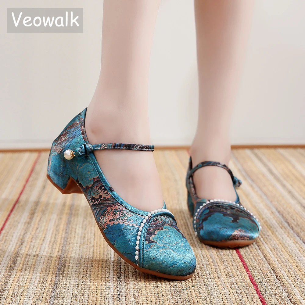 

Женские атласные туфли-лодочки Veowalk с жемчужными бусинами и принтом, Туфли Мэри Джейн на блочном каблуке, удобные туфли-лодочки в китайском стиле Ципао