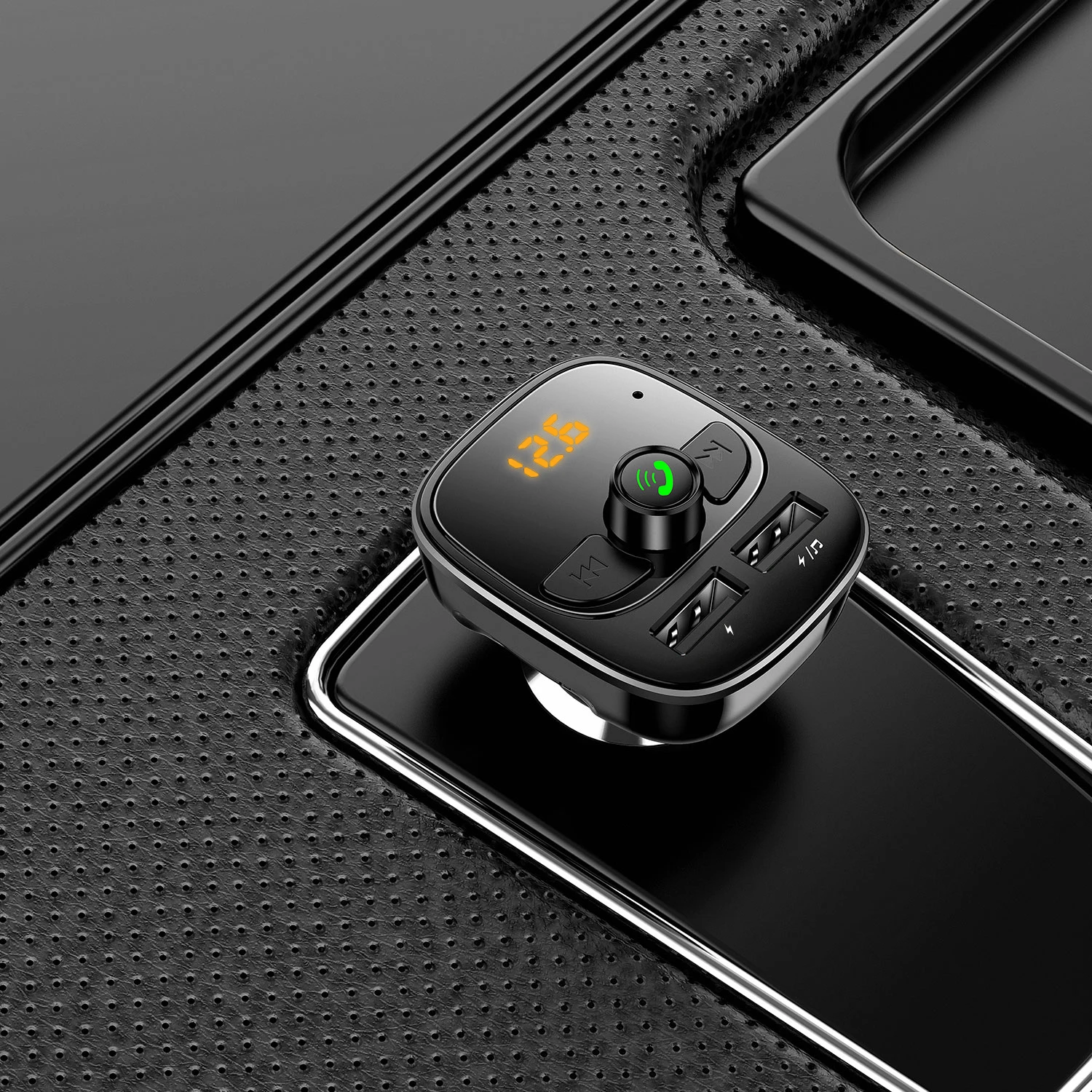 FM Transmitter, Bluetooth FM Transmitter Wireless Radio Adapter Car Kit with Dua