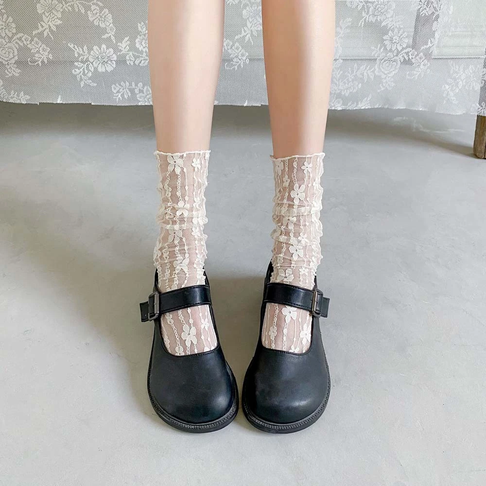 Girls' Fashion Summer Hollow Out Soft Fresh Lace Flower Chic Socks Ladies Breathable Mesh Thin Sokken for Fashion Socks