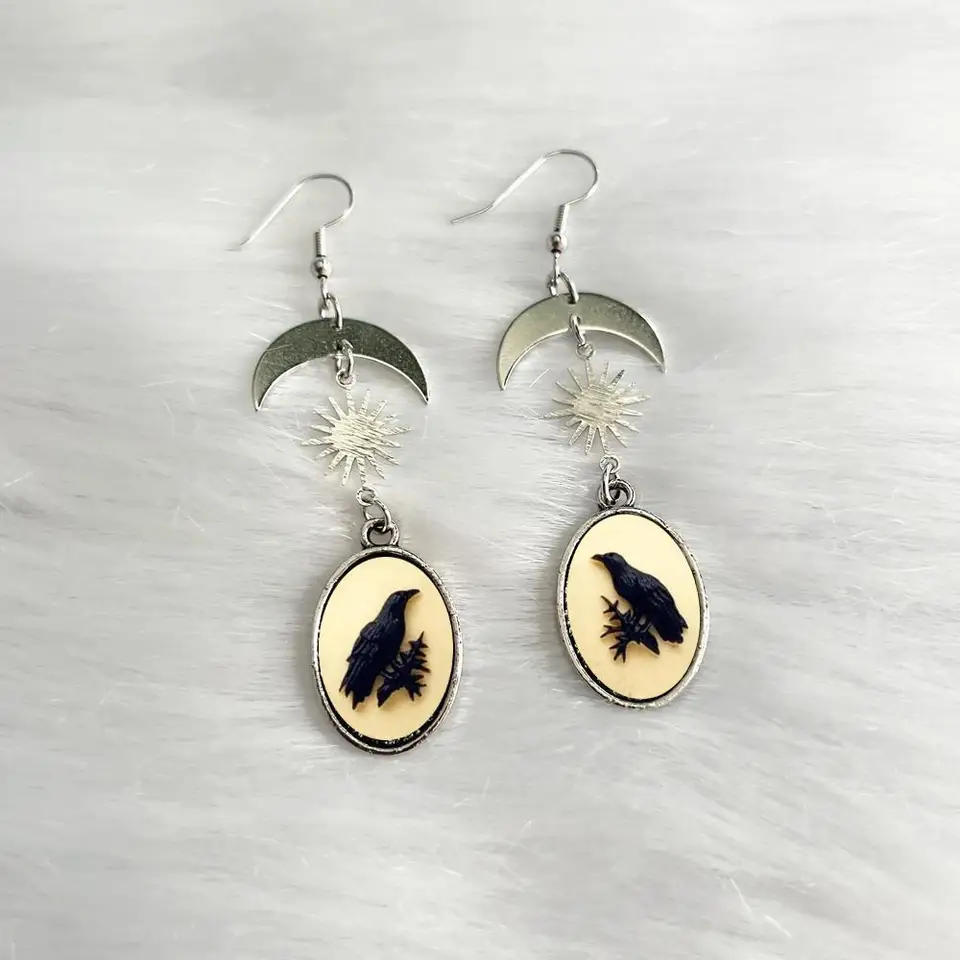 Halloween Retro Oval Black Crow Drop Earrings - Gothic Dangle Earrings For Women, Party & Costume