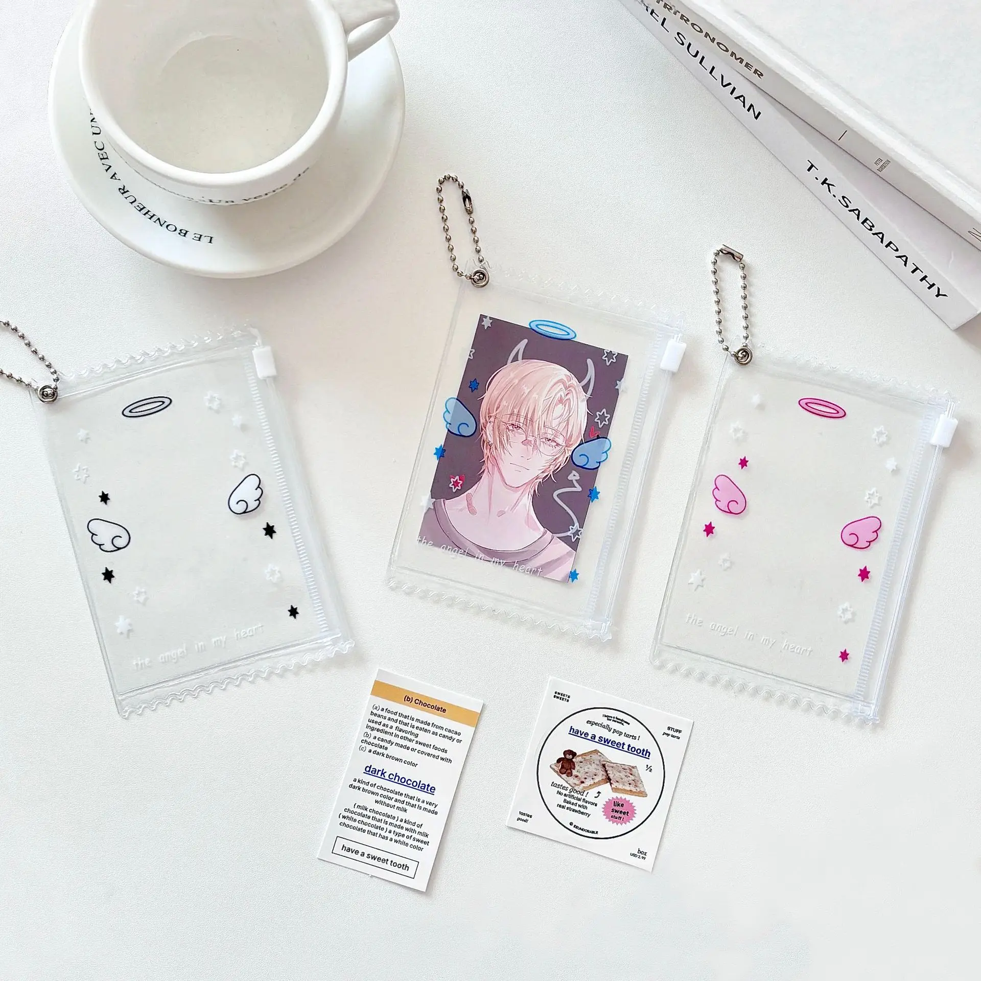Kpop Photocard Holder with Keychain Y2K Kawaii Angel wings Photo Card Sleeves ID Badge Holder Card Protector 6