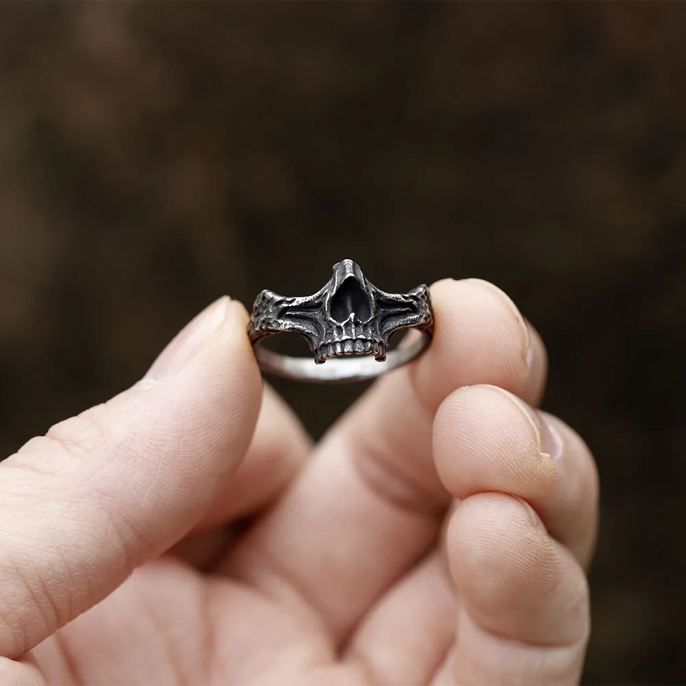 new Vintage Gothic Steel Skull Rings Man Punk Rock Skeleton Men