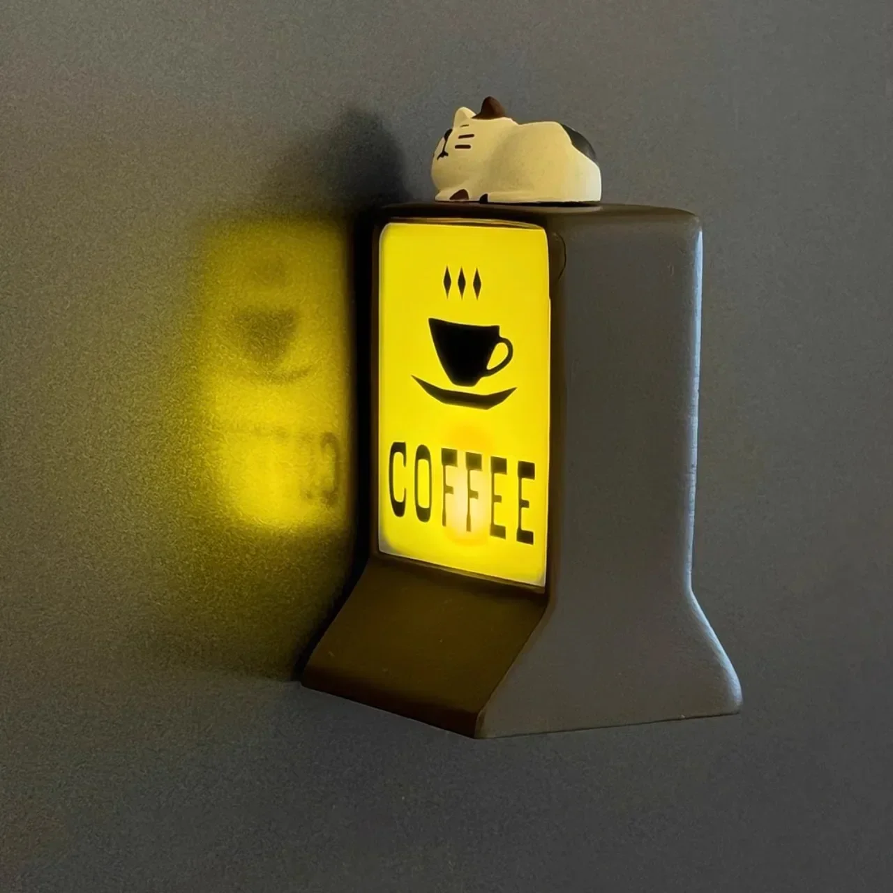 Magnetic Fridge Stickers Coffee Shop Creative Convenience Store Light Signs Home Ornaments 711 Luminous Light Box Luminous Toys