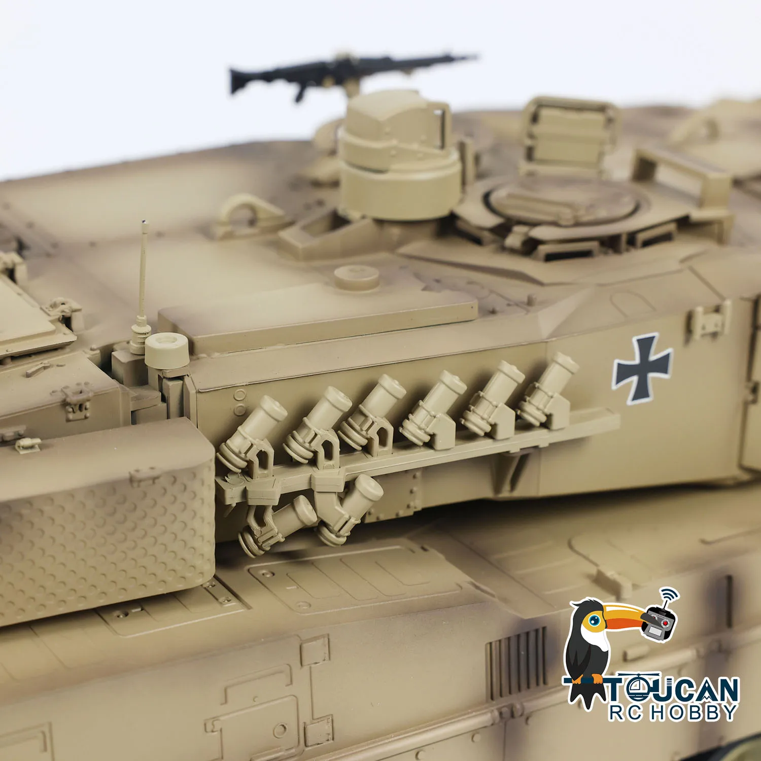 Tongde 1/16 RC Char Leopard 2A7 BB Infrarouge Recul Fumée LED