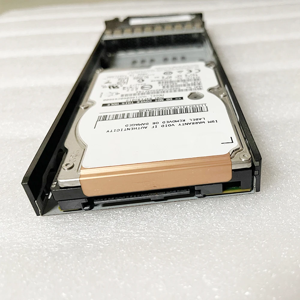 

Жесткий диск V7000 00Y2683 85Y5864 600 ГБ 10K SAS 2,5"