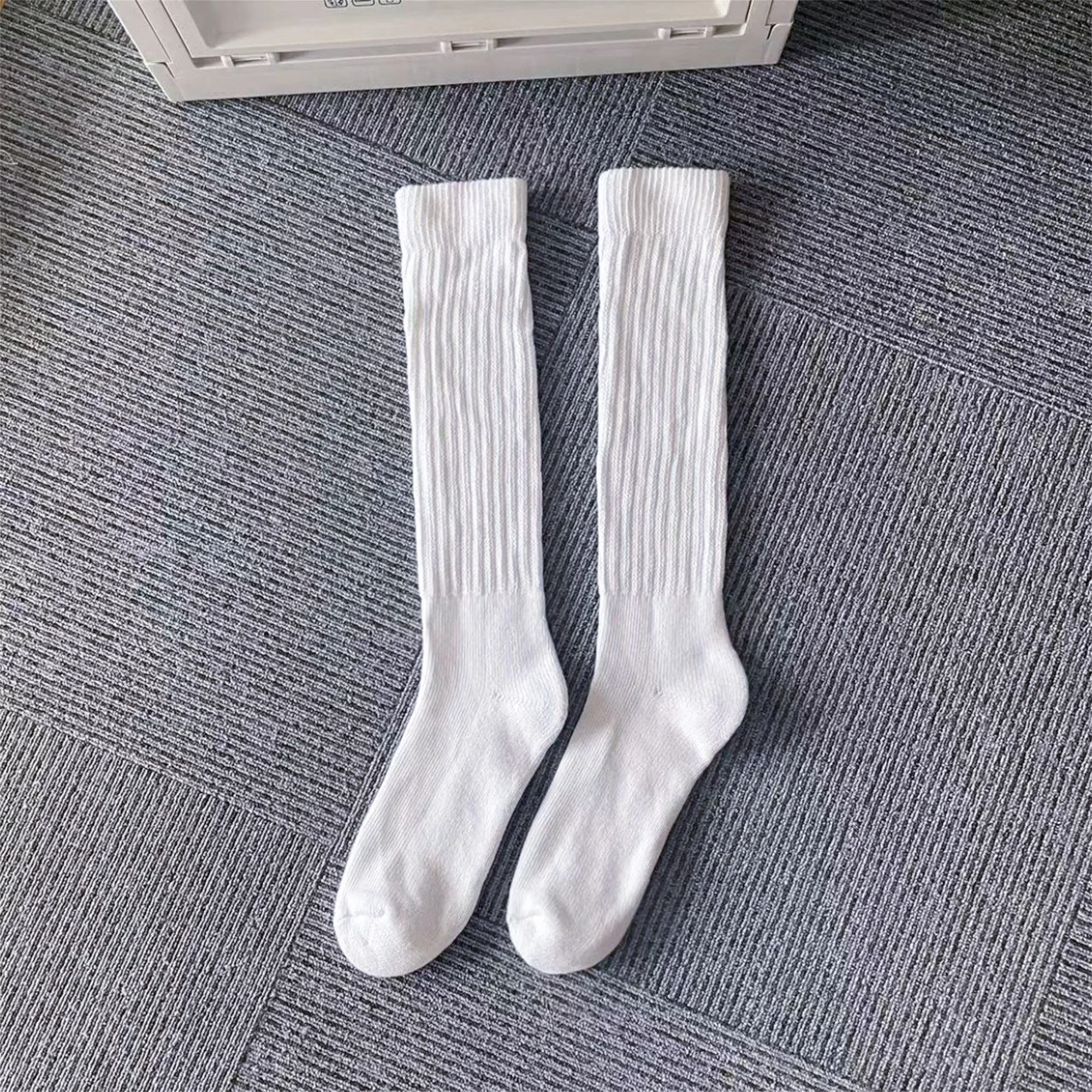 Stylish Men s Solid Color Knee High Tube Socks for Fashionable and Warm Over the Calf Long Socks Look