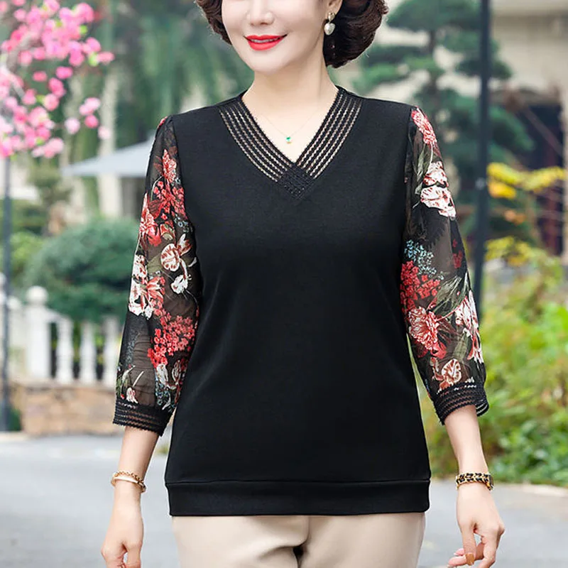 2024 Summer New Pullovers Printed V-Neck Spliced Long Sleeve Elegant Fashion Loose Casual Office Lady Chiffon Shirt Tops