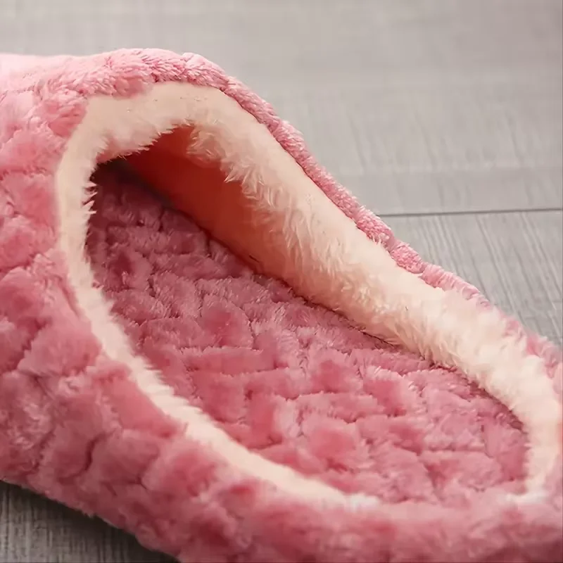 Unisex Fluffy Home Slippers Soft Lightweight Anti Slip Comfortable Indoor Slides for Autumn Winter — view 5