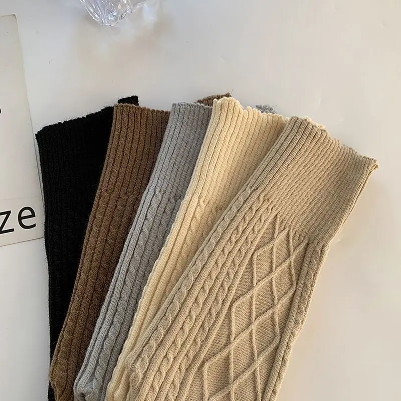Knitted Warm Belly Needle Safety Pants Women\'s Spring 2024 New Inner Build Warm Belly Buttocks Seamless Bottoming Shorts