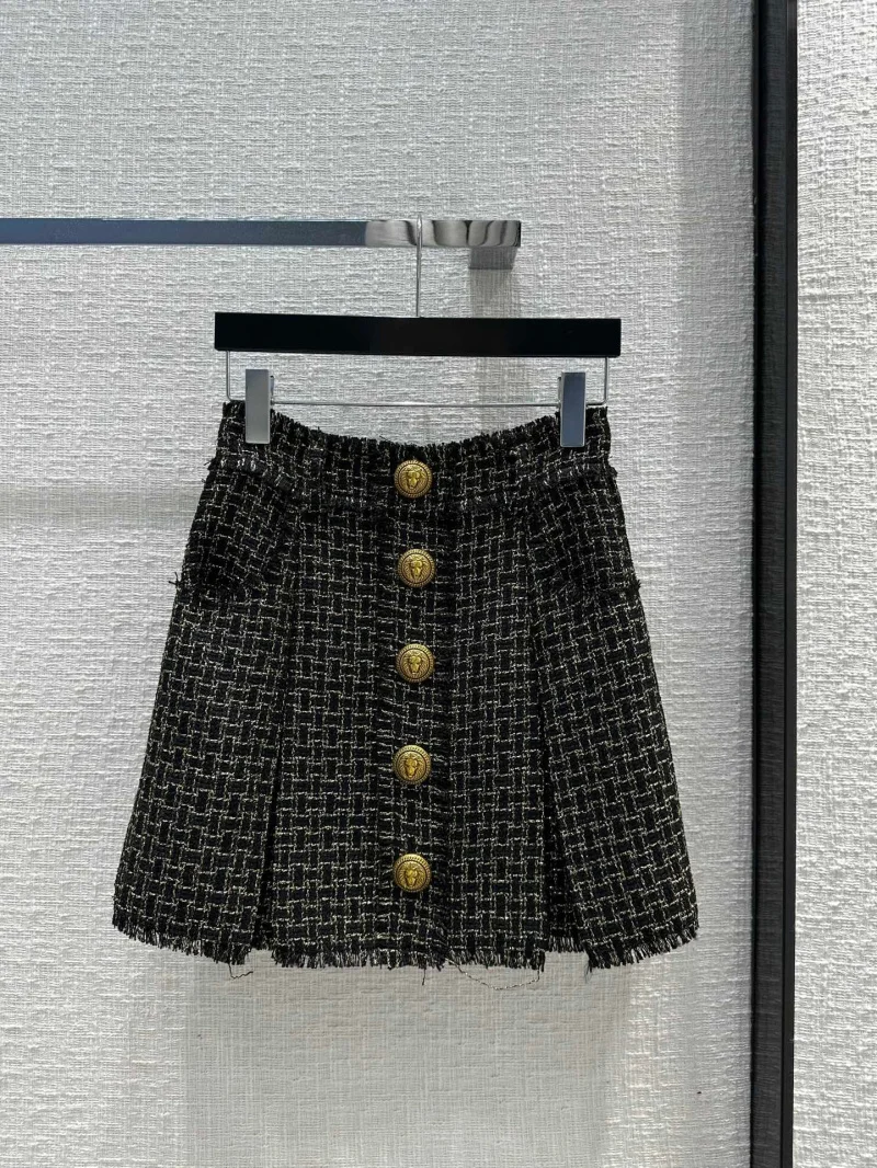 

2023 New Academy Style Sweet Temperament High Waist Slim Single breasted Wrinkled A-line Half length Dress Women's Mini Hip Wrap