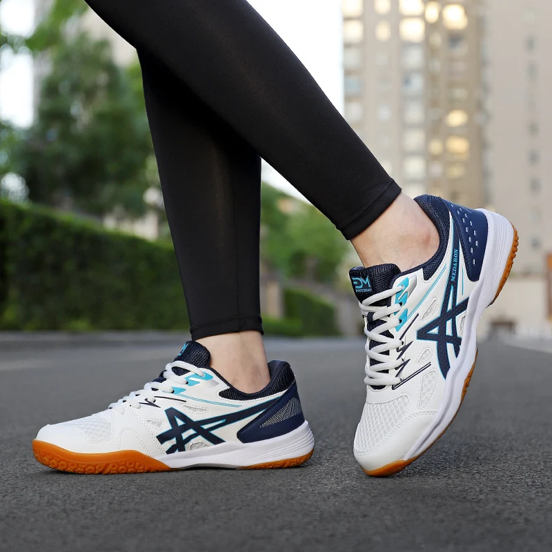 Description Picture 4 of itemNew Mens Badminton Shoes Professional Sports Shoes for Women Breathable Indoor Court Sneakers Volleyball Sneakers Men's Sneakers