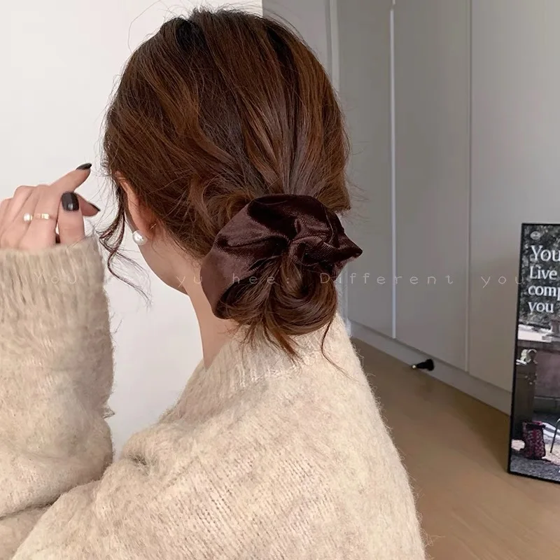 Vintage Velvet Oversized Hair Scrunchies - Elastic Ponytail Holder & Stylish Hair Accessories