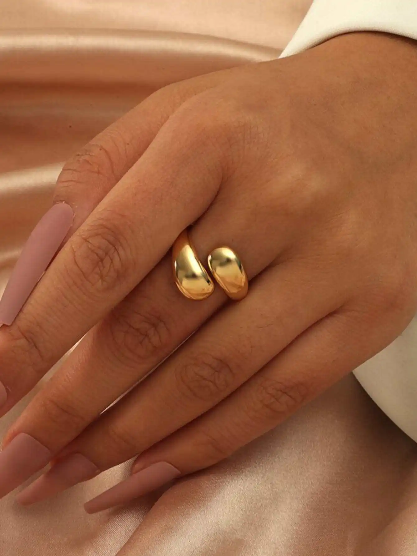 Water Drop-Shaped Wrap Ring for Women, Simple Open-Ended Design, Versatile Stylish Accessory Towel holder bathroom
