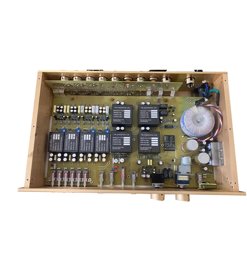 パワーアンプ FM アコースティック クローン FM Acoustics FM255 preamplifier clone first look - all that GOLD