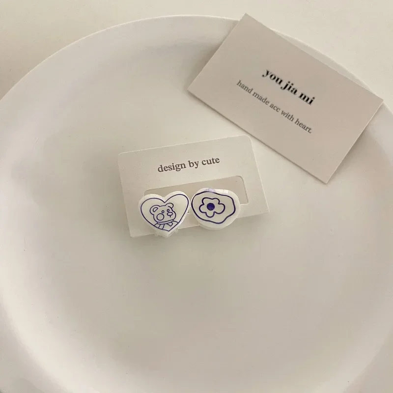 2pcs/lot Cartoon Bear Cherry Hairpins for Baby Girls Cute Mini Grab Clip  Headwear Headdress Little Hair Accessories Girls Kids