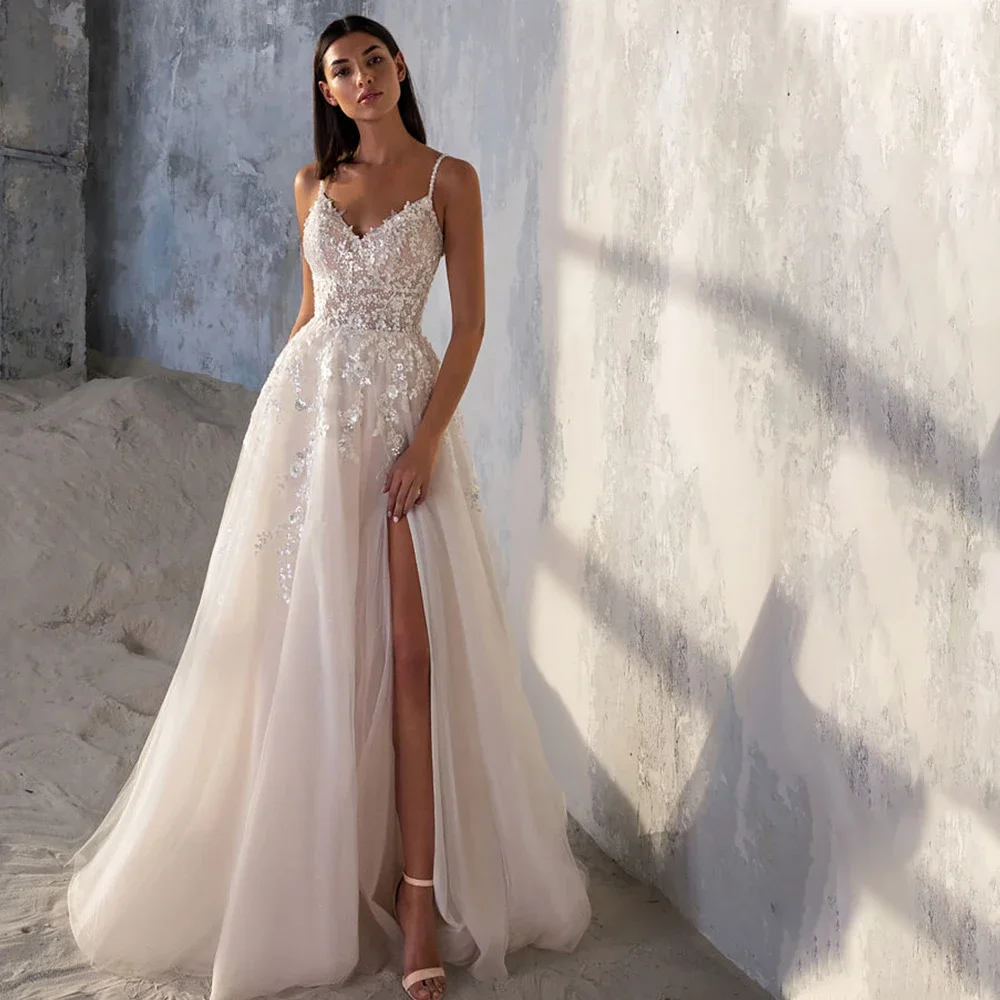 

On Zhu Spaghetti Strap Boho Wedding Dresses 2025 A-Line Sleeveless Side Slit Lace Appliques Backless Robe De Mariee Beach