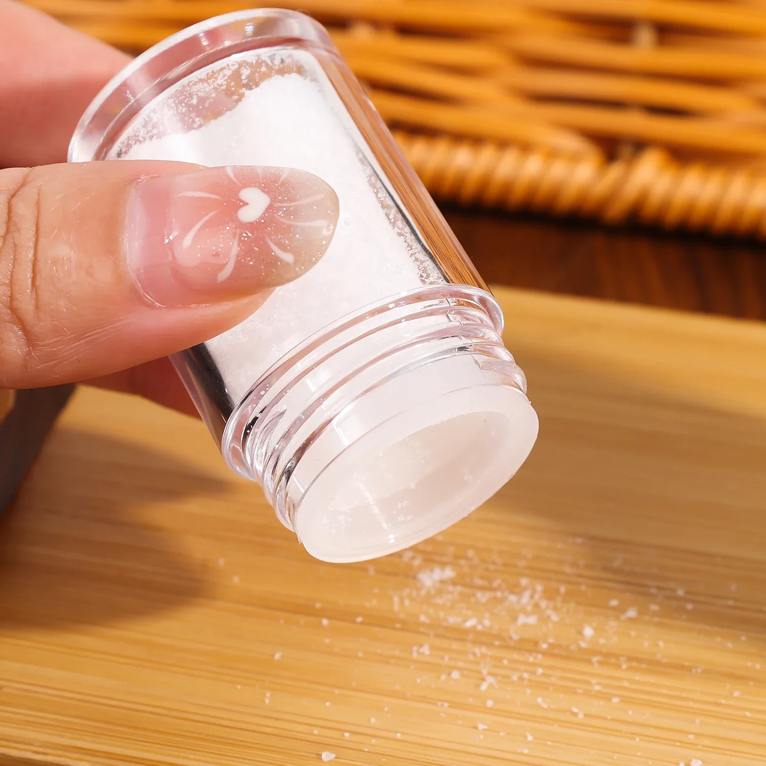 Plastic Spice Jar Kitchen Storage Salt Powder Clear Bottles Condiment Dispenser with Shaker Lid Seasoning Container