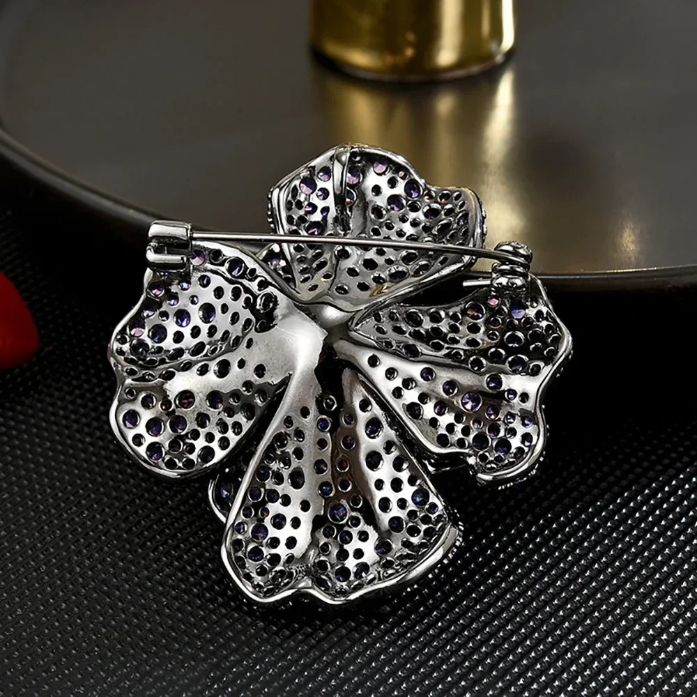 Red Crystal Full Rhinstone Large Brooches for Women Vintage Flower Brooch Pins for Girls Fashion Jewerly Wedding Gift