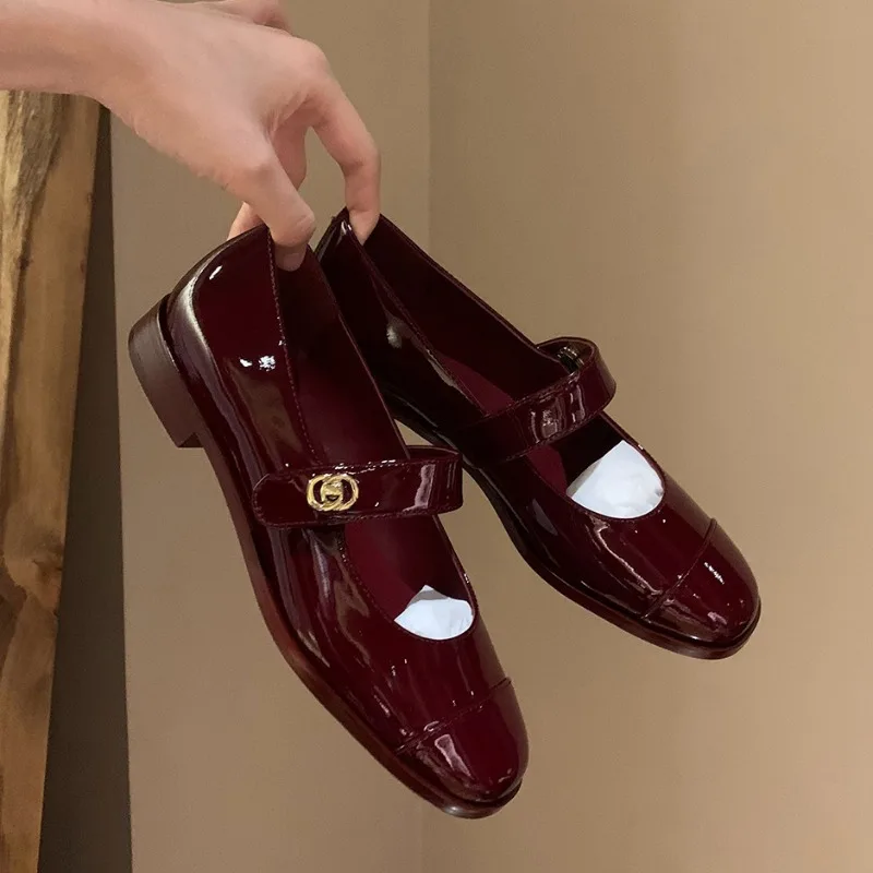 

Women Casual Leather Shoes British Style Metal Buckle Thick Heel Mary Jane Shoes Flats Zapatos Luxury Designer Shoes 5C